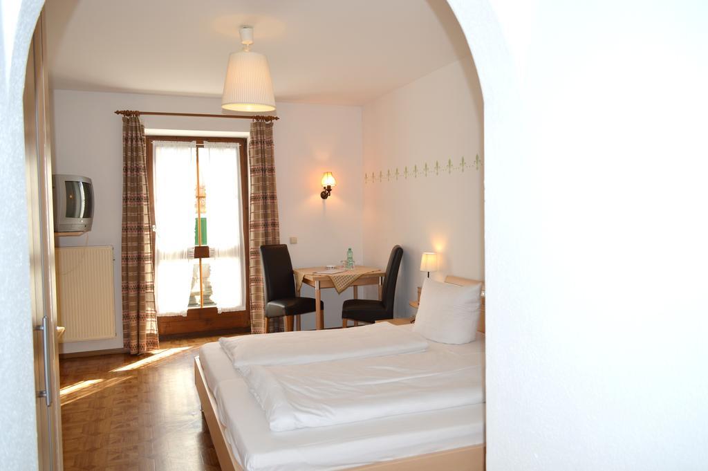 Bayersoier Hof Hotel Bad Bayersoien Room photo